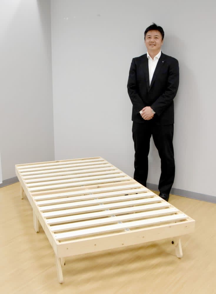 人気の「木製パタントベッド」開発者に聞く　収納を確保し連結可能に【経済トレンド】