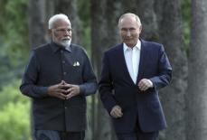 印首相、プーチン氏に平和説く　首脳会談冒頭「戦争あり得ない」