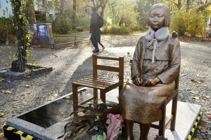 ドイツ慰安婦少女像、撤去要請へ　韓国系団体にベルリン・ミッテ区