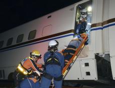 北陸新幹線、延伸後初の救護訓練　乗客避難、能登半島地震踏まえ