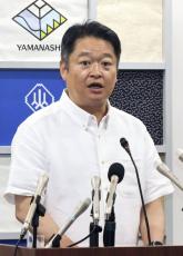 富士登山の閉鎖時間議論へ　山梨知事、駆け込み問題視