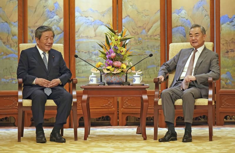 「戦略的互恵関係」の具体化要請　自民森山氏、中国外相と会談