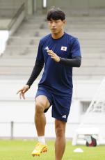 半田が負傷離脱、代役に内野　パリ五輪サッカー男子日本代表