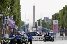 パリ五輪、27日未明開幕　テロ警戒、会場は熱気