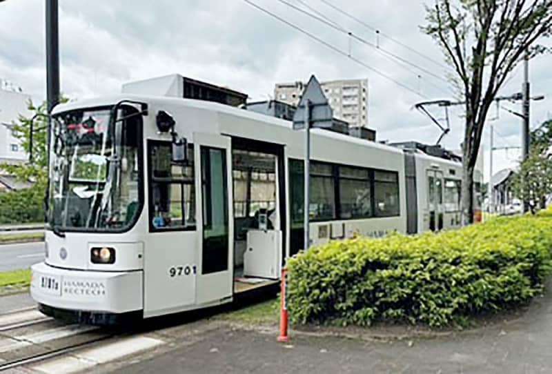 熊本市電が脱線、けがなし　運行トラブル相次ぐ