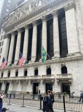 NY株大幅高、4万ドル回復　FRBの早期利下げ期待