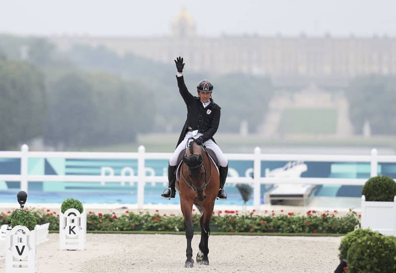 総合馬術、団体は5位発進　馬術・27日