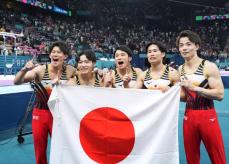 体操男子団体で日本が金メダル　2大会ぶり