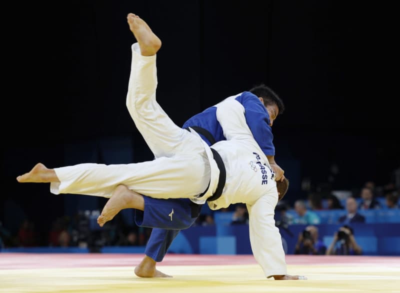 永瀬準決勝へ、高市は2回戦敗退　柔道・30日