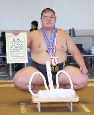 総体、西出が2年連続高校横綱　和歌山商、団体で63年ぶり優勝