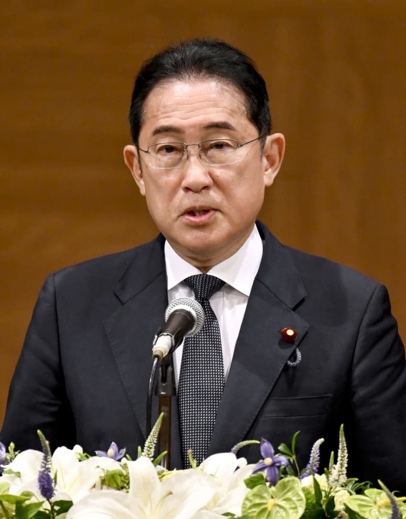 首相「開かれた総裁選に」　広島で会見、自身立候補明言せず