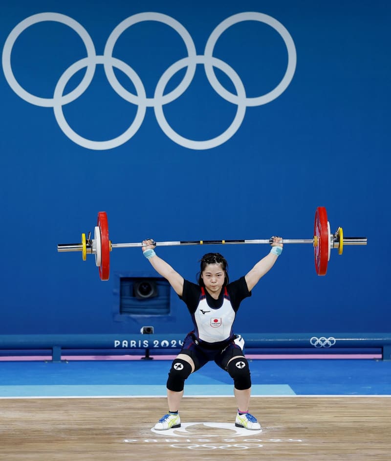 女子49キロ級鈴木は8位　重量挙げ・7日