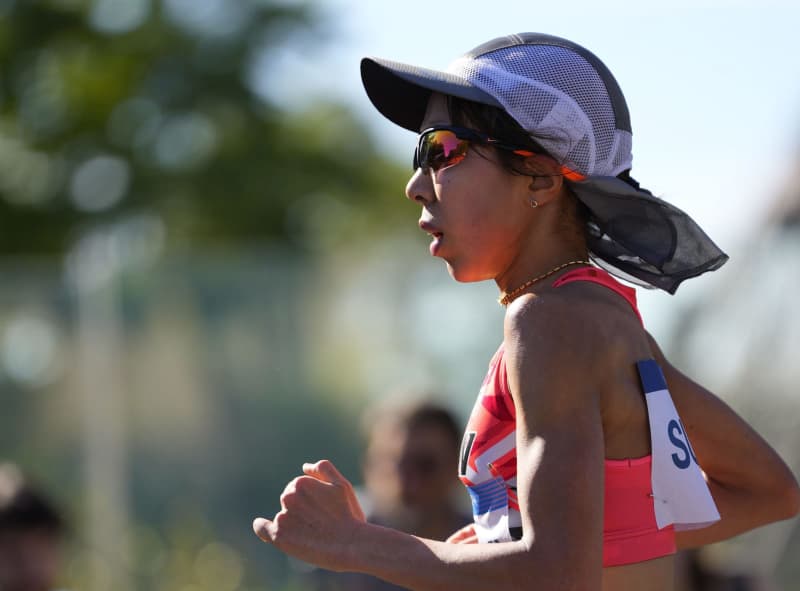 女子マラソン、鈴木が6位　パリ五輪最終日