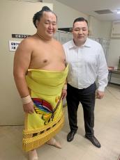 玉鷲、大相撲連続出場で史上1位　1630回、青葉城に並ぶ