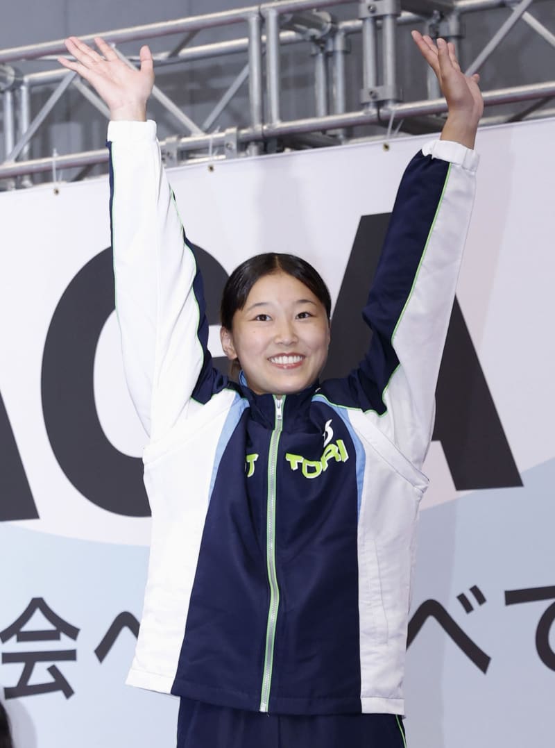 三上が女子板飛び込み優勝　競泳50m自由形は村佐、平井V