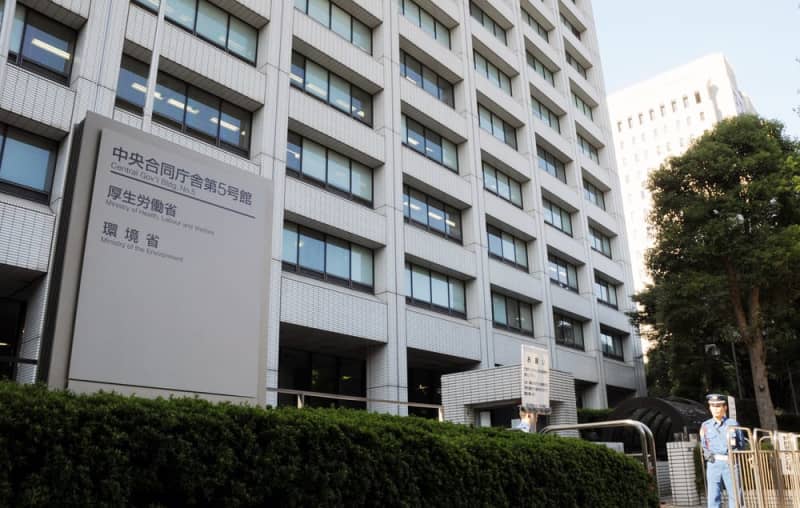 精神科の訪問看護、見直しへ　過剰請求受け、厚労省が実態調査