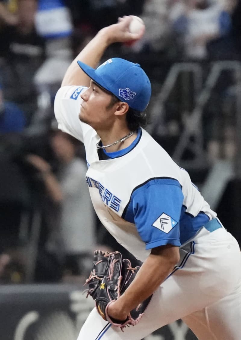 日2―1楽（26日）　伊藤1失点完投で14勝目