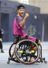 パラ金の小田凱人が1回戦圧勝　ジャパンOPテニス、車いすの部