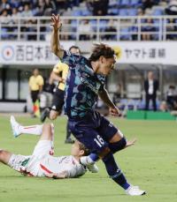 J1、福岡が12試合ぶりの白星　第33節、名古屋3連勝で止まる