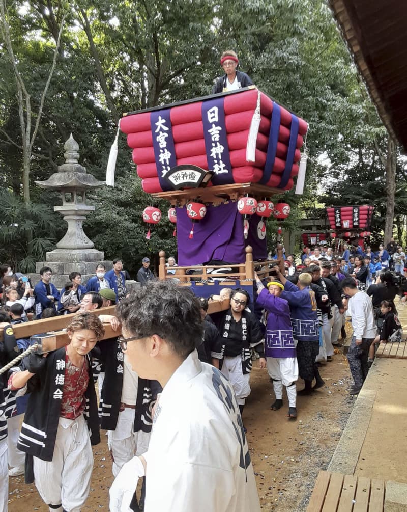 山車倒れ男性1人が意識不明　もう1人けが、岡山・浅口の神社