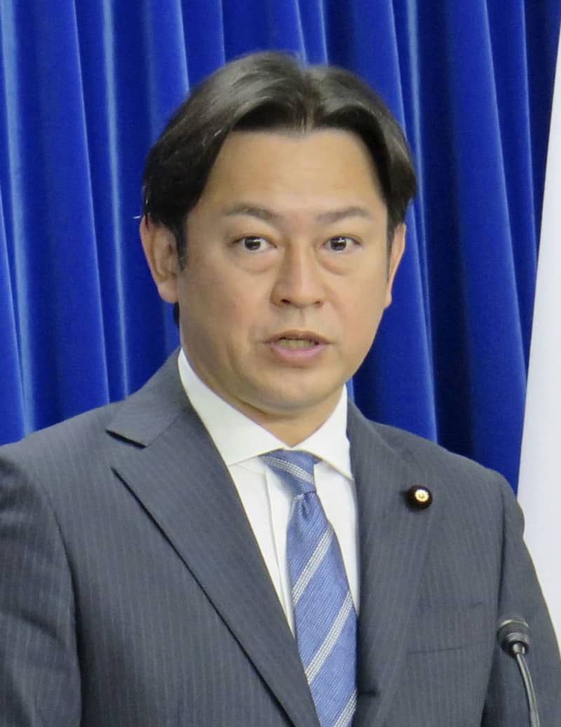 コロナの公費支援再開、検討せず　福岡厚労相、4月に廃止