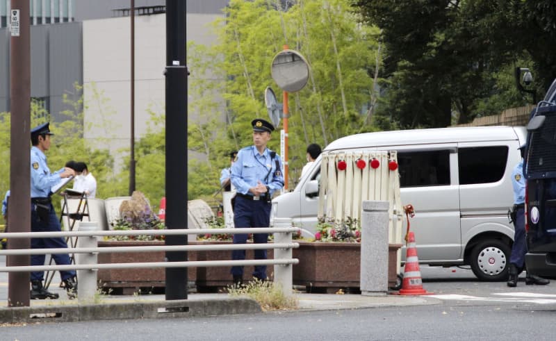 首相官邸前で実況見分　襲撃事件、警視庁