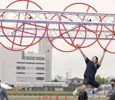 障害物レースの公開練習、愛知　近代五種の新種目、馬術の代替