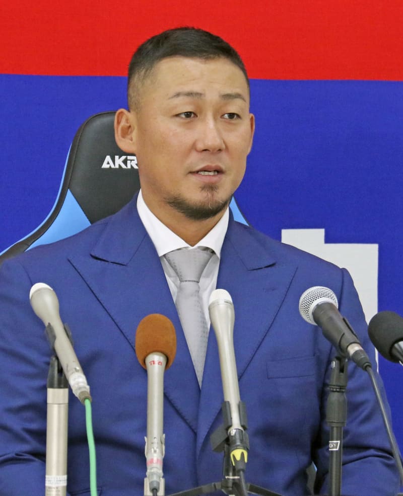 中日・中田は3億円で更改　現状維持、「情けない1年」