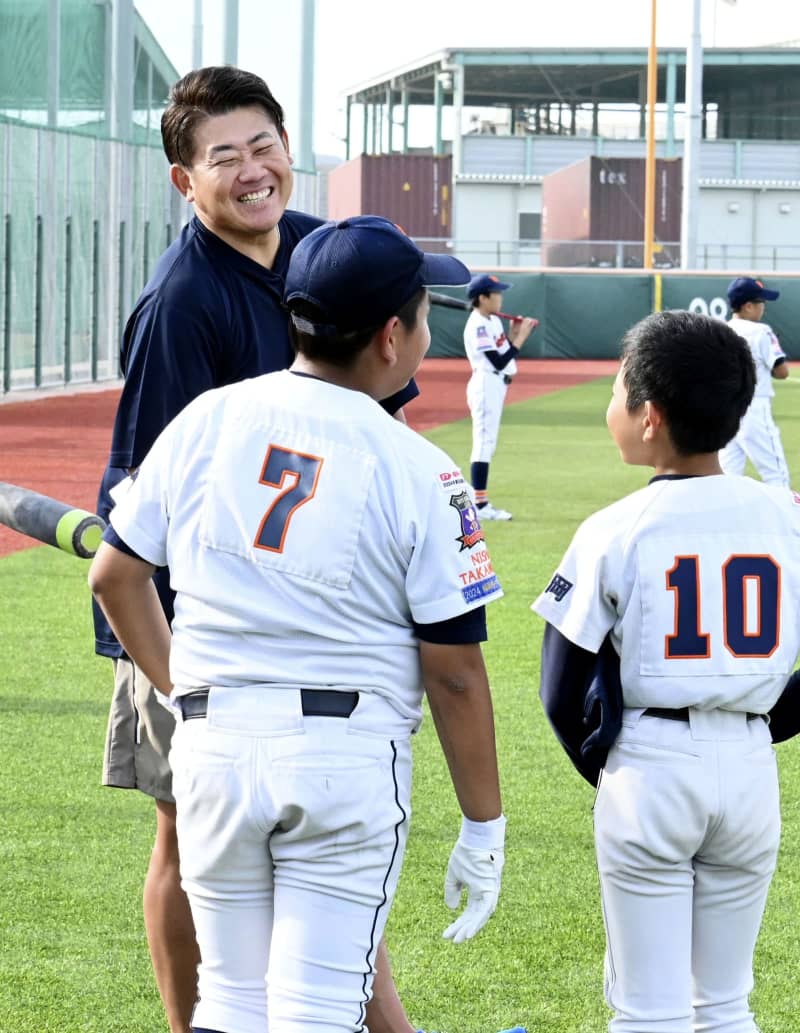 松坂さん、引退の和田投手に感謝　「続けてくれてありがとう」