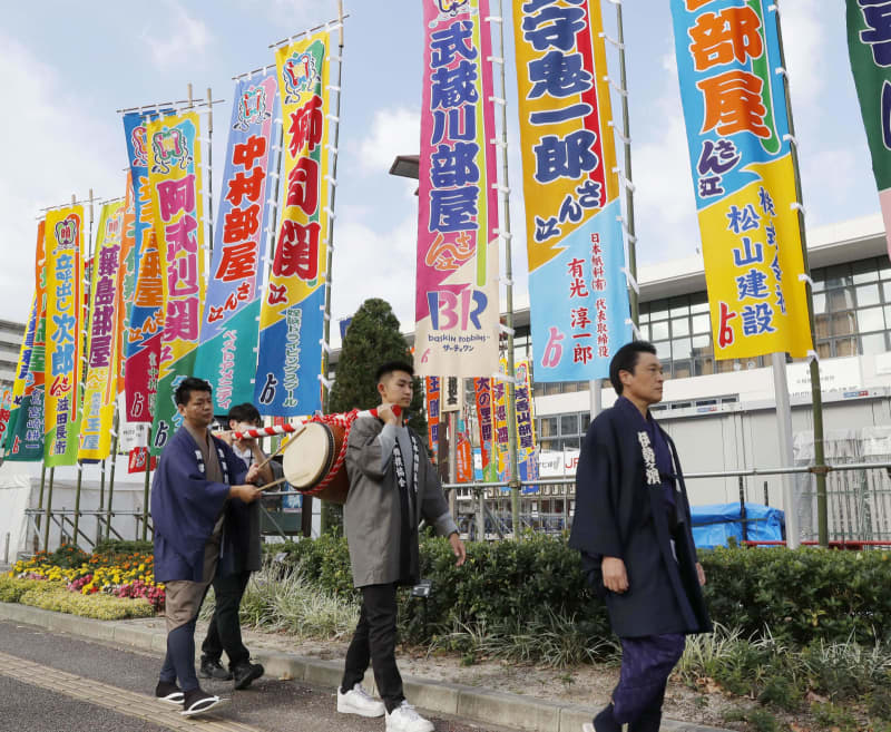 九州場所の懸賞、過去最多に　申し込み総本数1757本