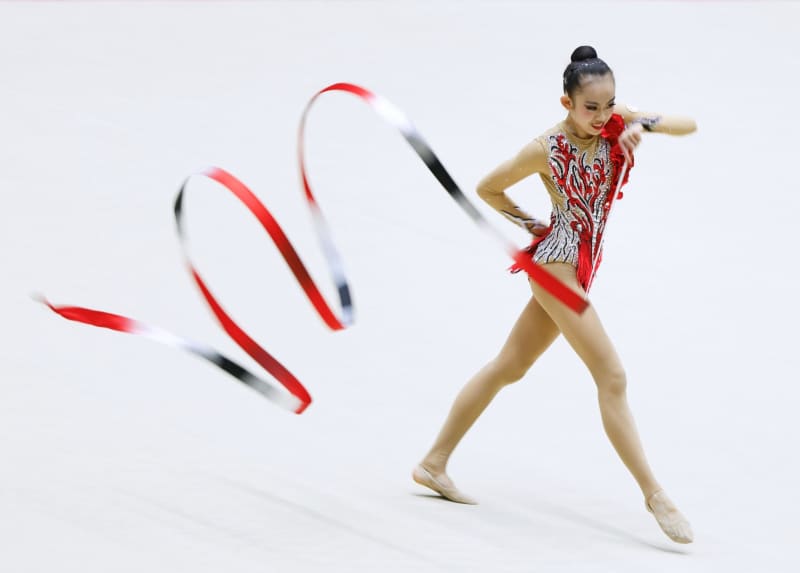 鶴田芽生が種目別3冠　全日本新体操最終日