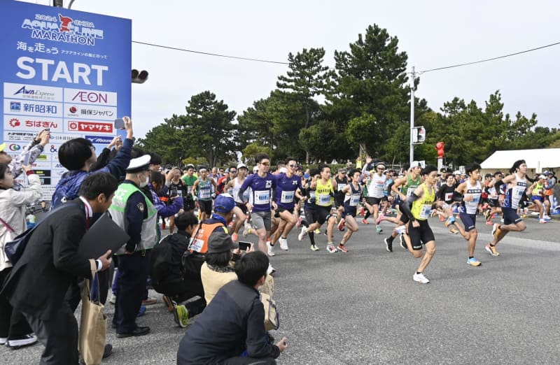 1万7千人、海の上をマラソン　東京湾アクアライン