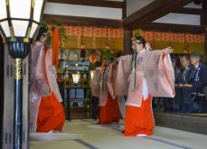 大神神社で酒まつり、奈良・桜井　醸造の安全祈る、振る舞い酒も