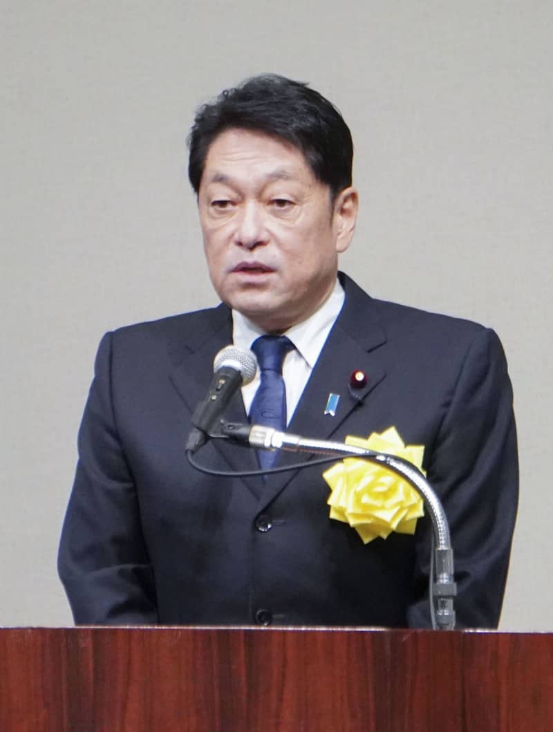 憲法9条2項「変える必要」　自民小野寺政調会長