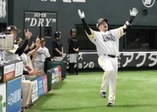 山川、近藤らソフトバンク勢6人　プロ野球ベストナイン