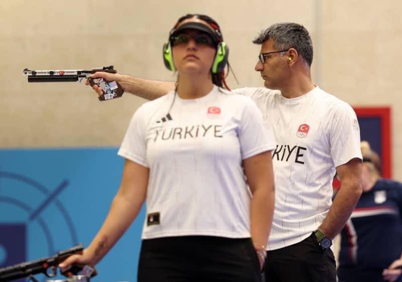 パリ五輪の無課金おじさん来日へ　トルコの射撃銀メダリスト