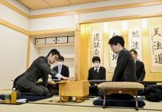 新関西将棋会館で初の公式戦　A級順位戦や女流棋戦