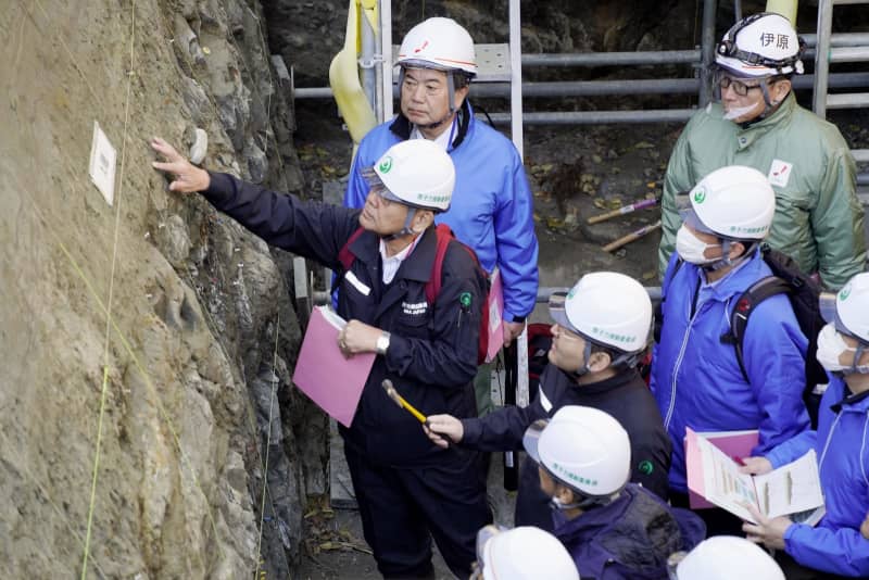 浜岡原発の断層調査開始、静岡　規制委「中部電は論理的説明を」