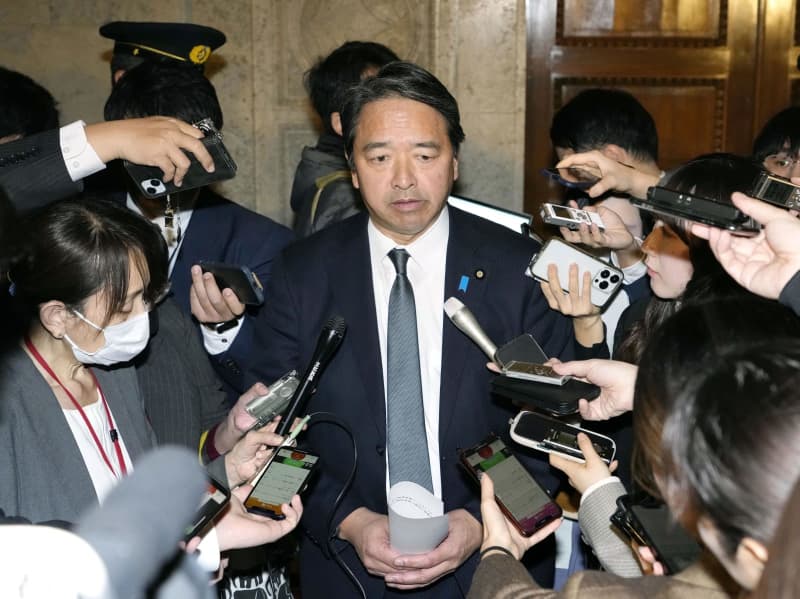 年収の壁178万円へ「頑張る」　協議継続で国民幹事長