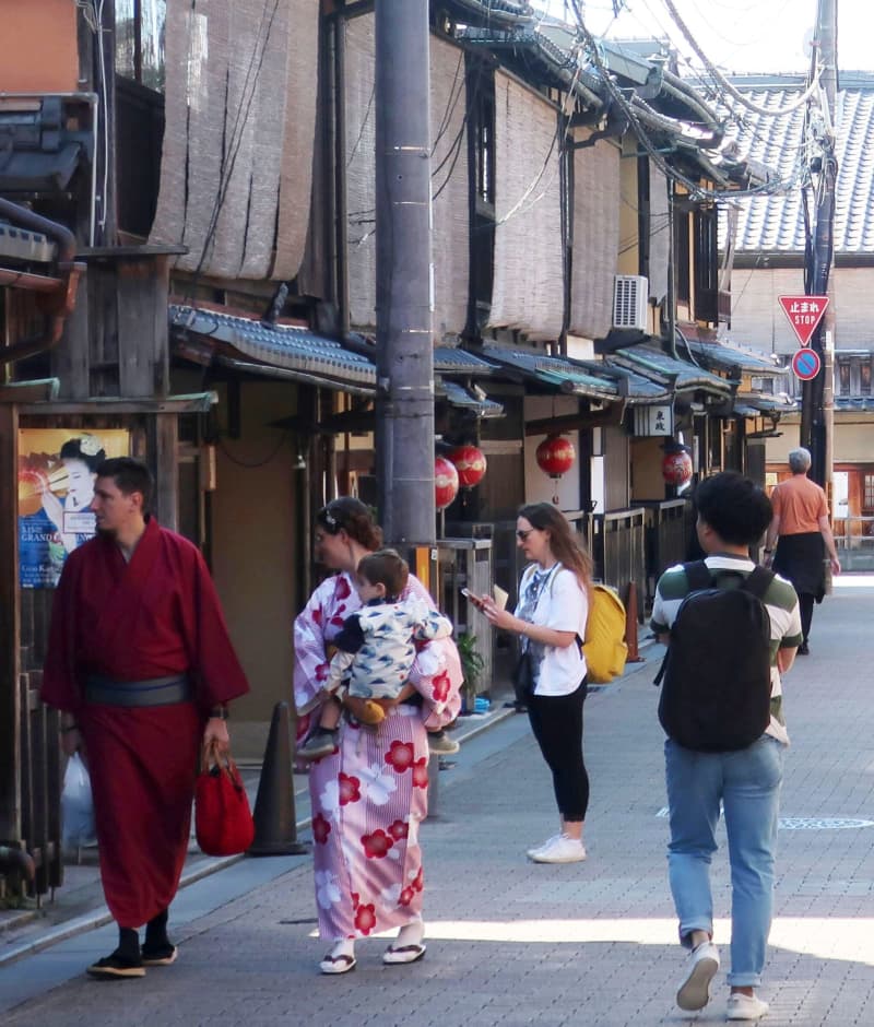 11月の外国人宿泊、22％増　1468万人、円安継続で