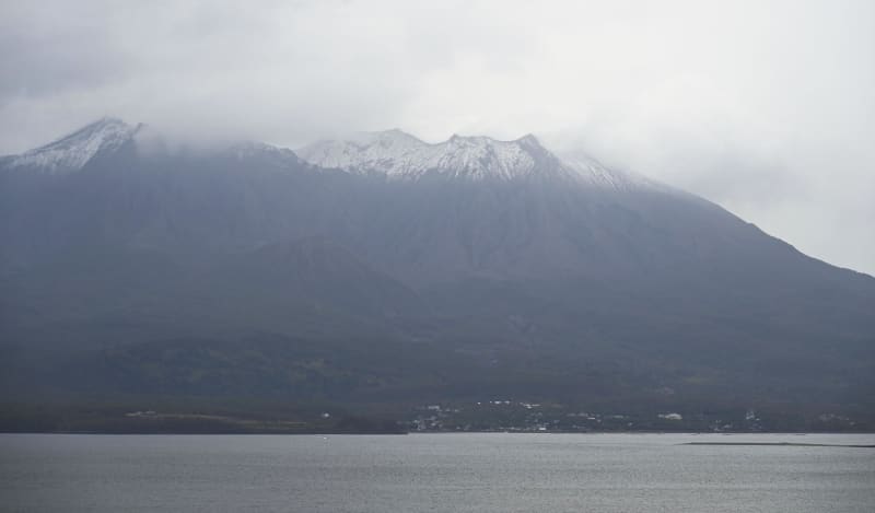 鹿児島・桜島で初冠雪　平年より10日遅く