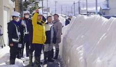 青森県が大雪で災害救助法適用　10市町村に