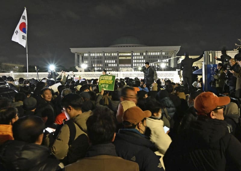 日本の学生、戒厳令に困惑　反日再燃、不安視する声も