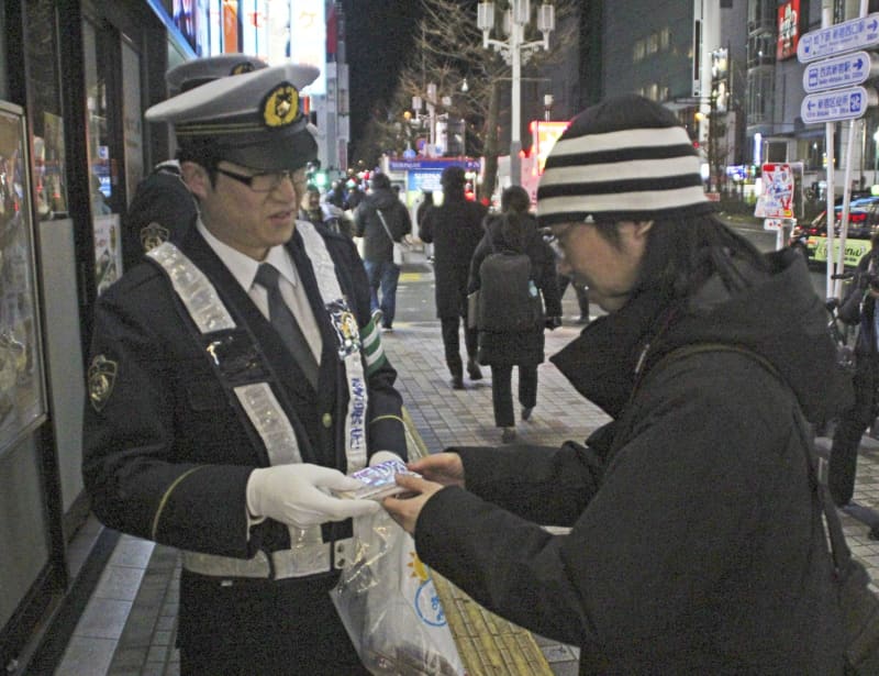 飲酒運転防止を呼びかけ　電動ボード、警視庁と団体