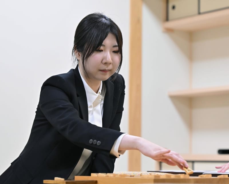 西山朋佳、女性初の棋士ならず　将棋プロ試験で3敗して不合格