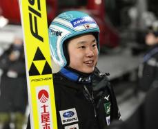 ジャンプの伊藤、高梨ら予選通過　W杯女子第12戦、蔵王大会