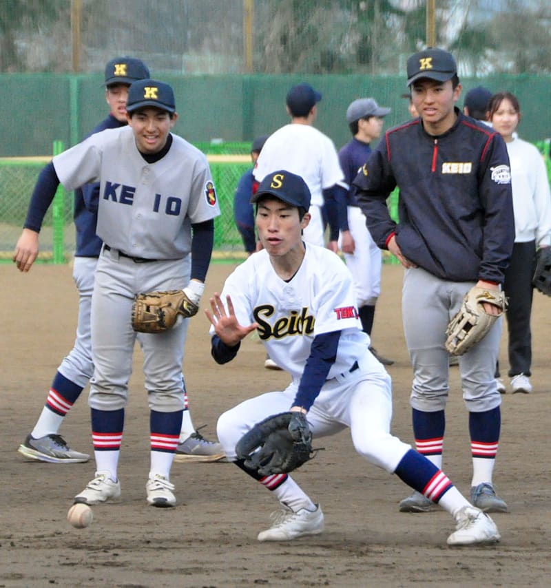 特別支援学校が慶応と合同練習　強豪から刺激「1勝を」