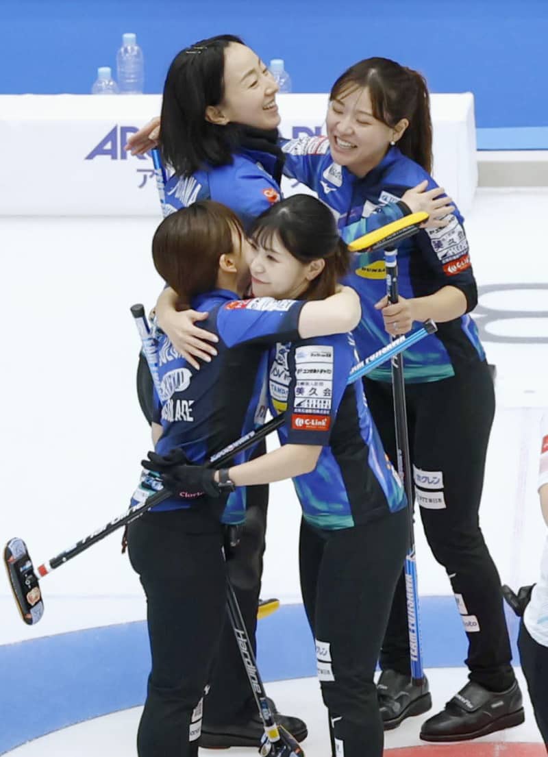 ロコ、「3位以上」へ視界開ける　苦戦も勝利、五輪代表候補に前進