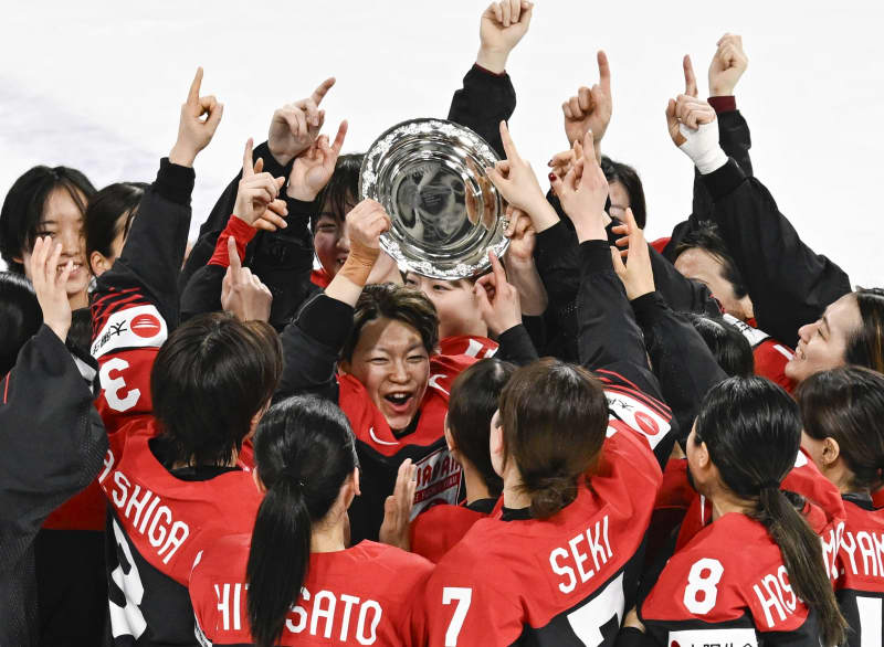 IH、日本女子は3戦全勝　ミラノ・コルティナ五輪予選