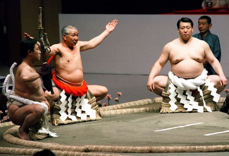 あのころ＞「土俵の鬼」還暦土俵入り 37年前の4月24日｜Infoseekニュース